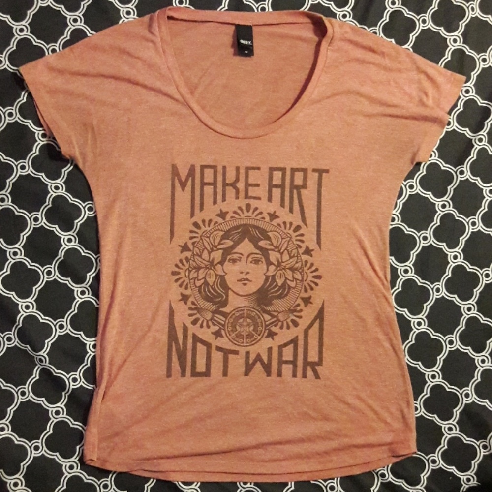 Make Art Not War Tee